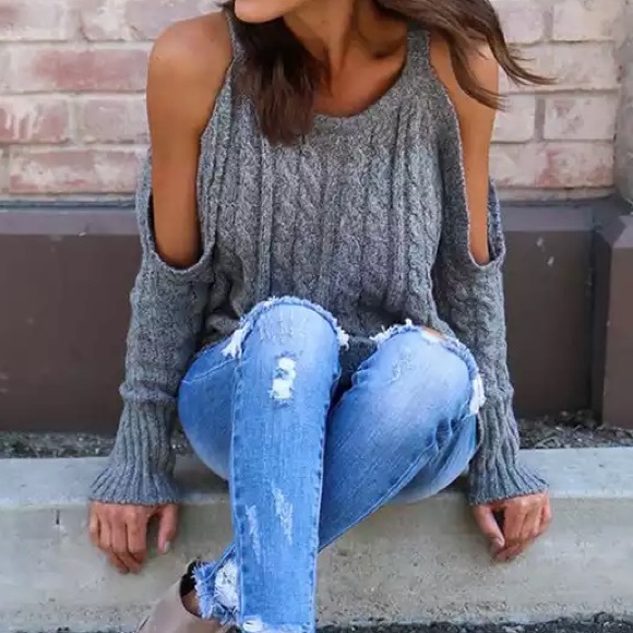 ❣️5🌟RATED✳️GRAY❤️COMFYCold Shoulder SWEATER - Picture 4 of 8